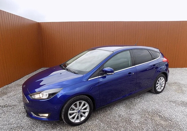 Ford Focus cena 37900 przebieg: 142000, rok produkcji 2015 z Świdnik małe 497